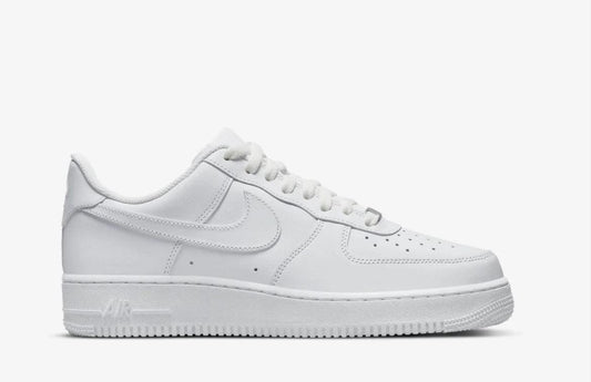 Nike Air Force 1 '07 – Triple White