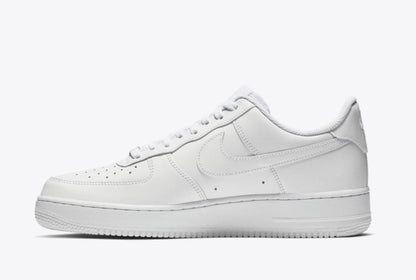 Nike Air Force 1 '07 – Triple White