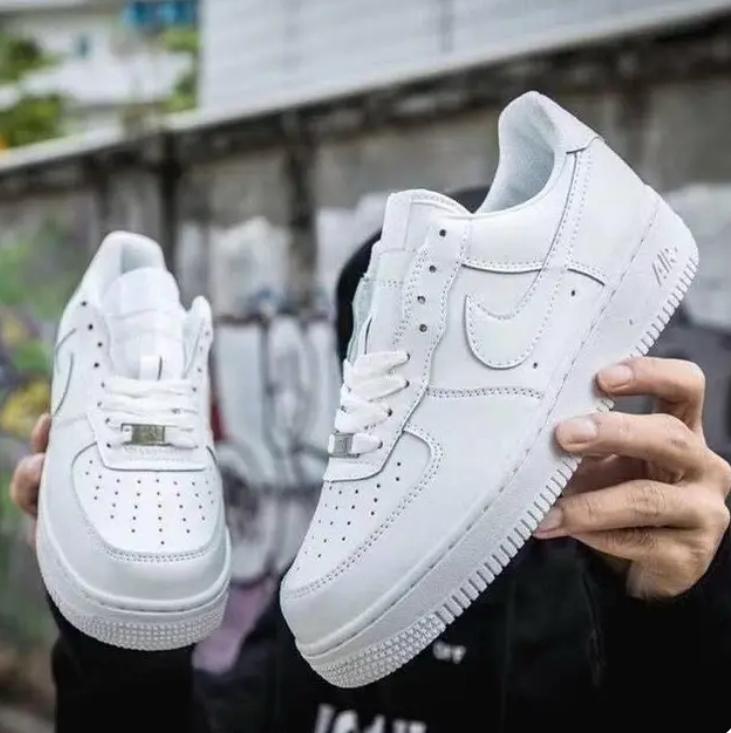 Nike Air Force 1 ’07 - Triple White