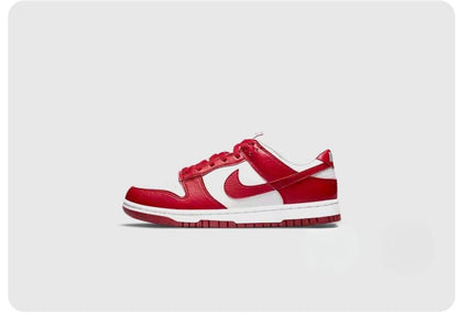 Nike sneakers red