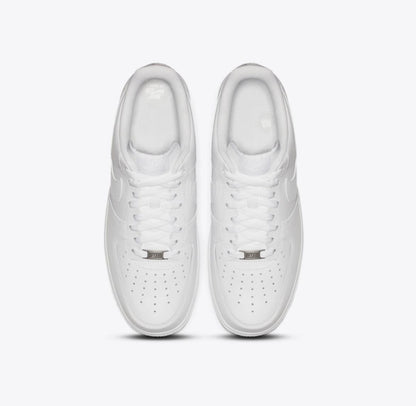 Nike Air Force 1 '07 – Triple White