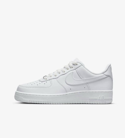 Nike Air Force 1 ’07 - Triple White