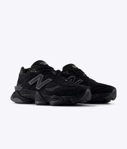 New Balance 9060 Triple Black – Modern Comfort Meets Classic Style
